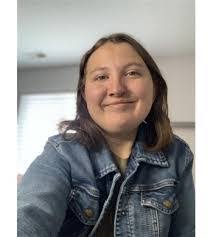 Suzy Gustafson's Instagram, Twitter & Facebook