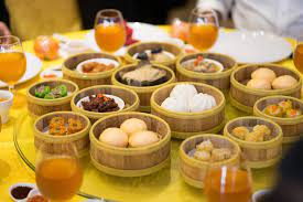Although the first restaurant on our list is also the newest addition to the scene in kl, it has already grown a sizeable following with its chic (instagrammable!) interior and freshly prepared food. Jom Nikmati Dim Sum Halal Yang Dijamin Berbaloi Sedap Di 5 Restoran Di Lembah Klang Ini