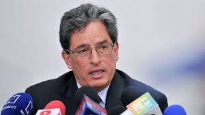 Alberto carrasquilla ha sido gran ministro, exitoso en las crisis y en poner la economía a crecer el ministro de hacienda, alberto carrasquilla, reapareció ante el congreso alertando sobre el alza. Gobierno Busca Que Alberto Carrasquilla Se Quede Con La Presidencia Del Banco De Desarrollo De America Latina Infobae