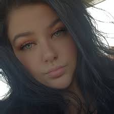 What is the difference between worker, drone, and queen cells in beekeeping?