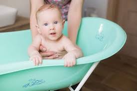 Measures 30.5 l x 19.6 w x 11.8 h. Everything You Need For A Fun Bath If A Baby Comes Into The Family Interior Magazine Leading Decoration Design All The Ideas To Decorate Your Home Perfectly
