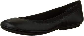 I tried a type of bandolino flat on in dsw, and was wowed by the comfort. Amazon Com Bandolino Women S Edition Leather Ballet Flat Flats
