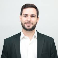 Balance growing employee expectations with organizational needs to optimize  talent outcomes in today's evolving business landscape.