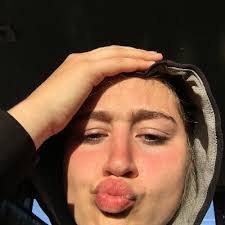 Jayden Willis's Instagram, Twitter & Facebook