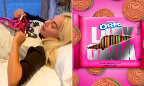 Oreo's agencies on the project include the martin agency on. Oreo Launches Lady Gaga Themed Cookies That Are Pink And Green Daily Mail Online