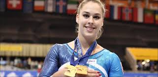Explore tweets of giulia steingruber @gsteingruber on twitter. 20 Minuten Doppeltes Gold Fur Giulia Steingruber Weitere Kunstturnen Turnen 20er