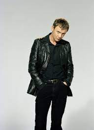 Pin By Tabitha Metcalfe On Gorgeous People John Simm Hello John Life On Mars