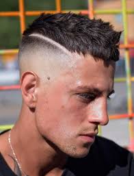 40 Textured Men S Hair For 2020 The Visual Guide Straight Hairstyles Mens Haircuts Short Super Straight Hairstyles