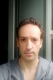 I would like to know and meet a Jehovah's witness who wants to get married.  I am obviously single, JW. I live in Italy.