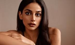 Banita sandhu terms october as a beautiful piece of art. Aditya Varma Girl Banita Sandhu Loses Her Clothes For Ultra Glam Photoshoot News Indiaglitz Com