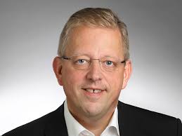 Direktør får kun få måneder i fusionsparat sparekasse: "Selvfølgelig kunne  jeg godt drømme om, at min direktørkarriere blev lidt længere"