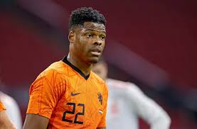 See denzel dumfries's bio player details. Squawka Football On Twitter Denzel Dumfries Assisted Two Of Netherlands Three Goals Against Bosnia And Herzegovina Laying It On A Plate For Wijnaldum And Depay Https T Co Nscbgbuevb