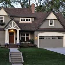 With some planning and consideration, you can easily pick the best colors for your space. The Basic House Painting Ideas To Follow For The Best Look Of Your House Decorifusta