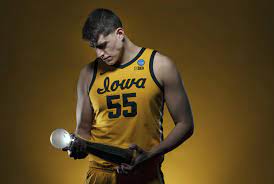 8 hours ago · with the 52nd pick of the 2021 nba draft, the detroit pistons took iowa forward/center luka garza.cade cunningham was the pick of the draft, and michigan hero isaiah livers will certainly be. Iowa S Luka Garza Named Ap Men S College Player Of The Year