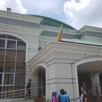 The sri petaling community centre houses a hall and indoor badminton courts. Pusat Komuniti Sri Petaling Seputih Sri Petaling Kuala Lumpur