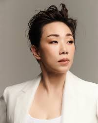 Shelley Tan's Instagram, Twitter & Facebook