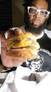 Henry Weathers's Instagram, Twitter & Facebook