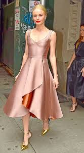 Cat warna rose gold cat rumah minimalis 2020. Trik Kenakan Busana Warna Rose Gold Untuk Dipakai Ke Acara Formal