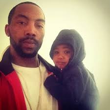 11 years ago the greatest thing that has happened to me thus far happened  my son was born @cartersrt5 everybody help me wish him the greatest  birthday, I love u son keep