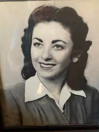 McKenzie Rowe (@mckenzie.rowe.7) • Facebook