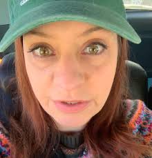 1. Green-eyed friends 2. Fair weather friends What does it mean ?