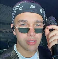 Rob Villa the best 🤘 (@FandomVilla)