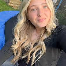 Tana Rae 🫧⚡️ (@tana.r.grant)