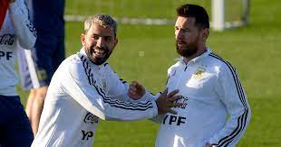 Sergio aguero interviews leo messi Barcelona Eyeing Aguero To Be Messi S Replacement Football365
