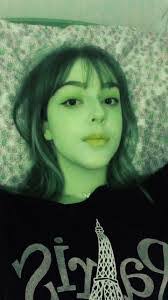 Annie Magee's Instagram, Twitter & Facebook