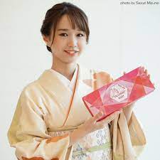 ベルギー大使館にて カレボールビーチョコレート 新作発表会 が行われました そこでお知らせ ルビーショコラのおたべ を近日発売いたします おたべ 新作 ショコラ