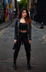 Bebe rexha christina grimmie christina ricci bebe baby female singers hollywood actresses beautiful people celebs hair. Bebe Rexha Weight Height And Age We Know It All