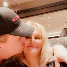 How to identify the real Face of Halloween group?