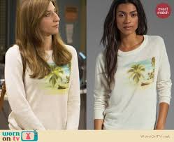 Chelsea peretti has called out joey diaz for his comments about 'breaking' women (picture: Wornontv Gina S Palm Tree Photo Sweater On Brooklyn Nine Nine Chelsea Peretti Clothes And Wardrobe From Tv