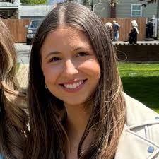 As my final internship requirement has ended, I have officially graduated  and began my first full time job this week!