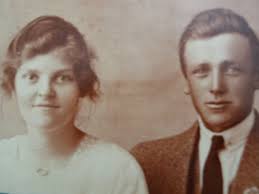 Agnes Merle (Snashall) Giles (1901-1978)