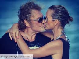 Voilà une belle amitié qui dure depuis plus de vingt ans. Johnny Hallyday Et Laeticia Hallyday 20 Ans De Mariage En 20 Photos Femme Actuelle Le Mag