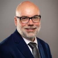 Eric Lazarz's Instagram, Twitter & Facebook