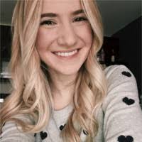 Vanessa Robaina's Instagram, Twitter & Facebook