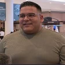 Predicted holiday shopping surge coincides with massive crowds at San  Antonio-area malls