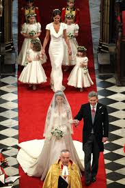 Das programm kümmert sich zu 100% um deinen sport und deine ernährung. Prinz William Und Herzogin Kate Feiern 10 Hochzeitstag Stylebook