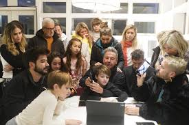 Ricardo montaner was born on september 8, 1957 in avellaneda, buenos aires, argentina as héctor eduardo reglero montaner. Xv95j7zoztjphm