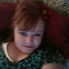 Lori Durfee's Instagram, Twitter & Facebook