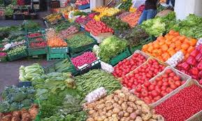 Fruits Et Legumes Une Offre Abondante Des Produits Agricoles De Saison