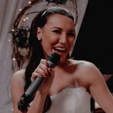 Nicole Pio (@NiPio5)