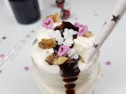 Heiss Vs Kalt Latte Macchiato Und Eiscafe Rezept Mit Leysieffer Pretty You Eiscafe Cafe Macchiato