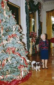 White House 2022 Christmas Tree A Timeline Of White House Christmas Decorations Through The Years