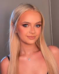 Catching eyes with every blink ✨ . Using the @natashadenonabeauty bronze  palette . #mua #makeup #makeupinspo #makeupmodel #natashadenonaeyeshadow  #coppermakeup #ukmua #lincolnmakeupartist #lincolnshiremua  #freelancemakeupartist #celebritymua #softglam ...