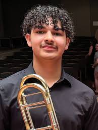 FSYO CELEBRATES GRADUATING SENIORS