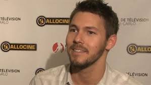 Scott Clifton : News