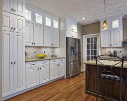 Use these tips to make sure your current cabinets are up to snuff first. How To Tell If Your Kitchen Is A Candidate For Cabinet Refacing Cc Woodcrafters Of New England